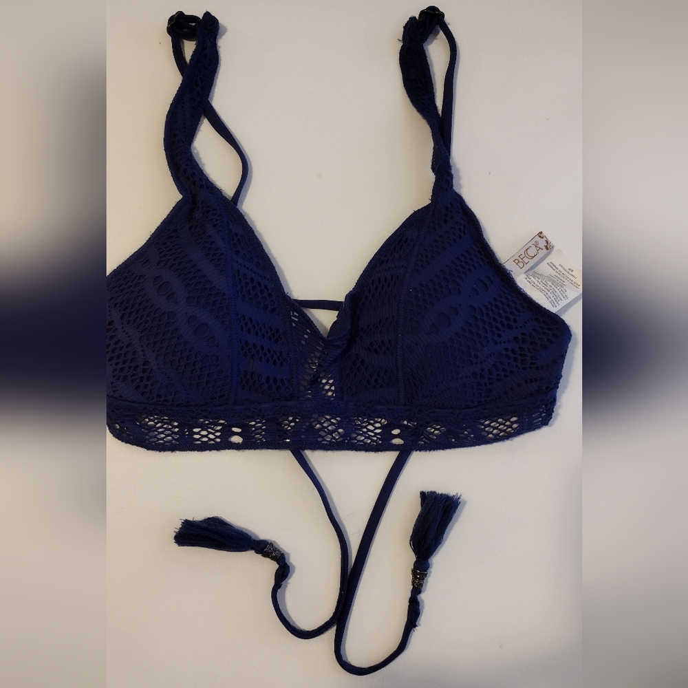 🆕 Becca  swim top - Picture 3 of 7
